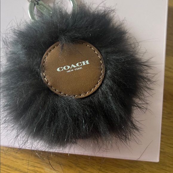Coach Bear 🐻 keychain with mink fur - Picture 3 of 4